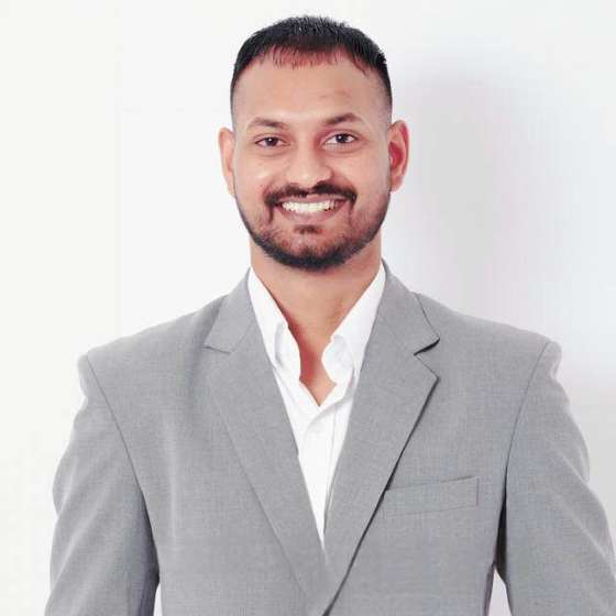 Garry Singh, Licensed Real Estate Salesperson
